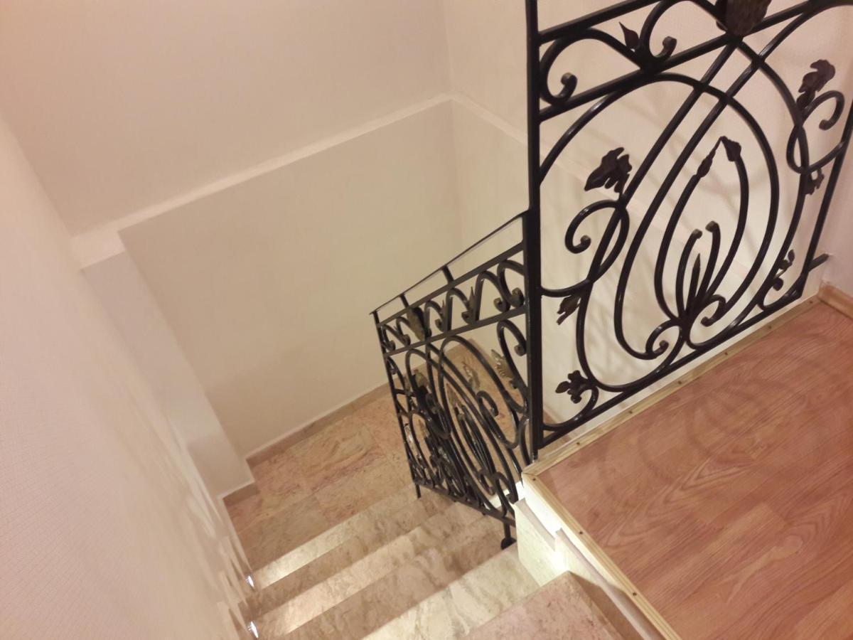 Neftiannikov Avenue Apartment Bakoe Buitenkant foto