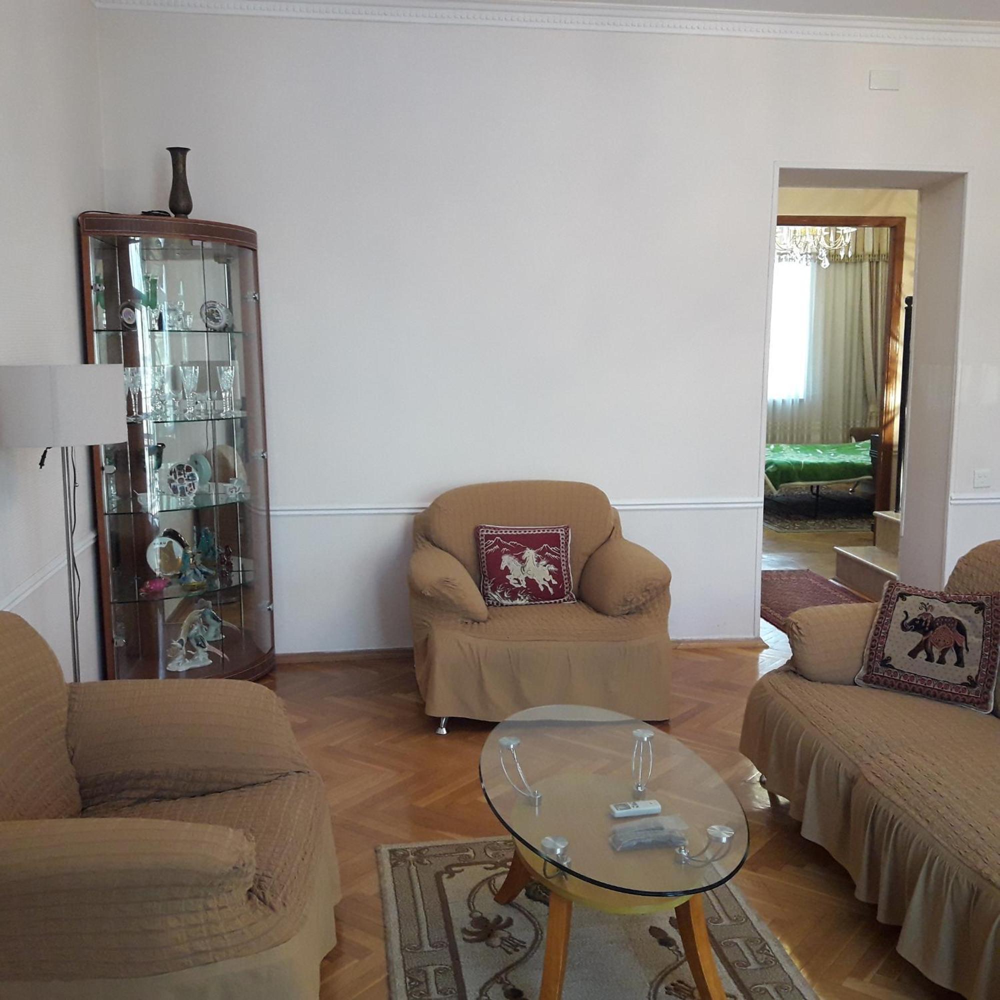 Neftiannikov Avenue Apartment Bakoe Buitenkant foto